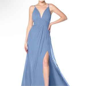 Elegant Blue Evening Gown